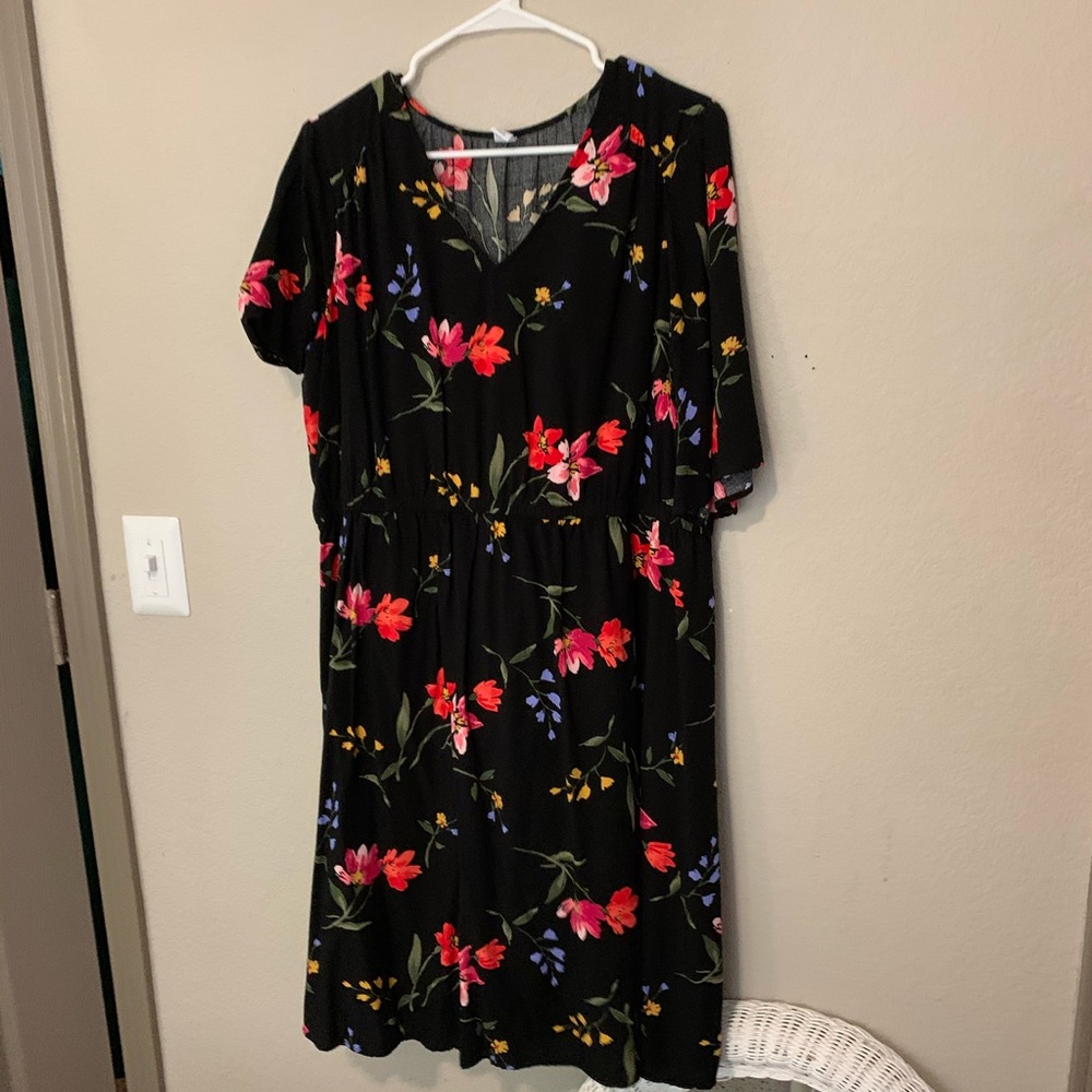 Old Navy Black Floral Dress